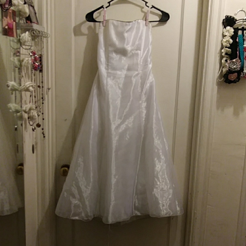 Wedding/prom/bridal dress